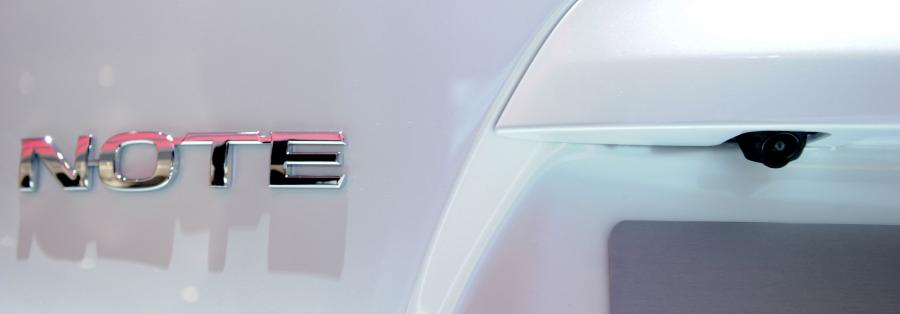  Nissan Note N-TEC 2015 года  (фото 9 из 14)